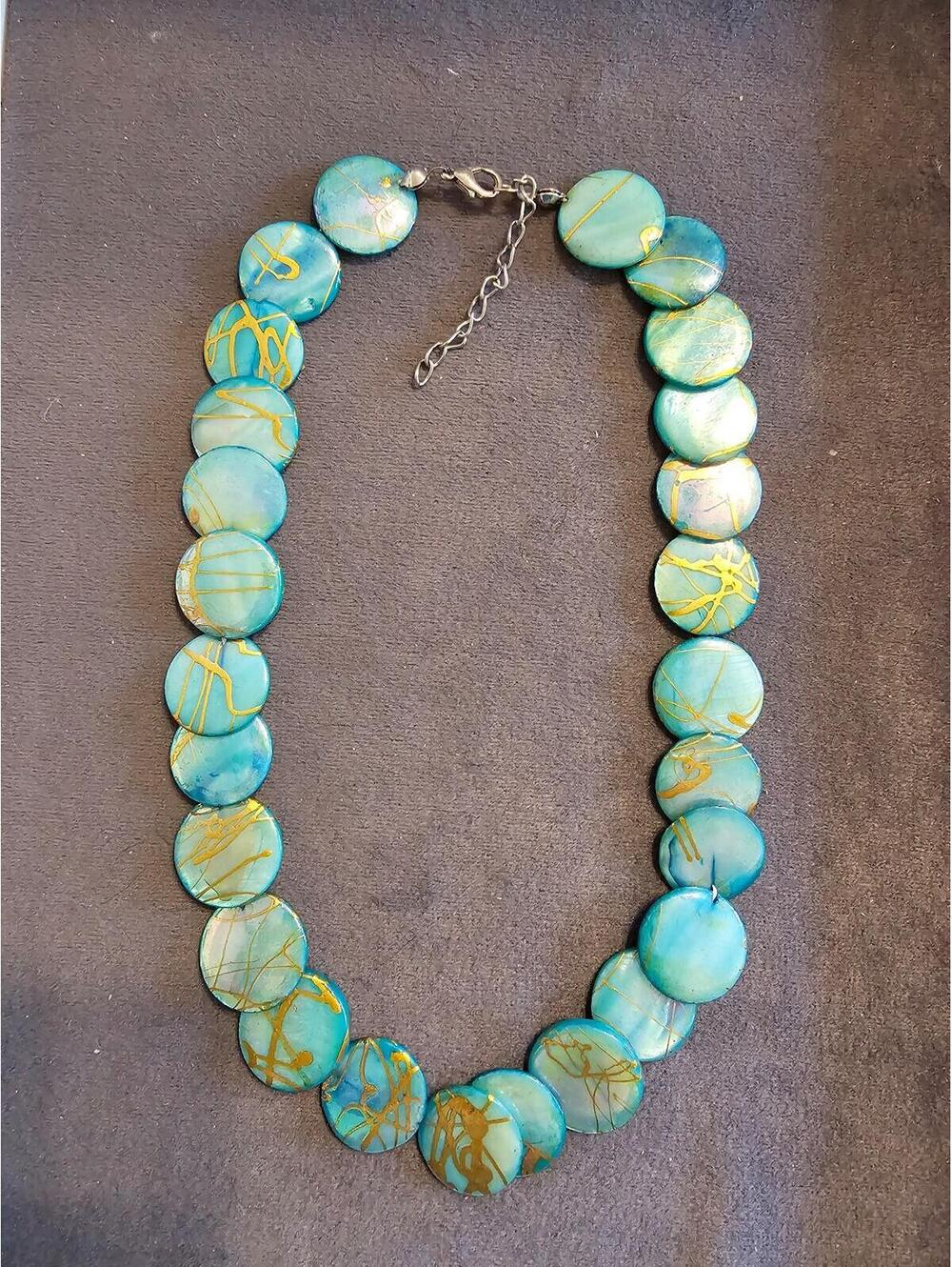 Round Disc Shell Necklace